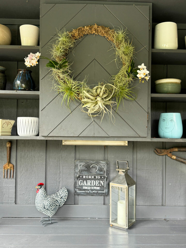 living-holiday-wreath